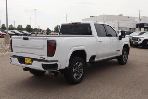 2024 GMC Sierra 2500 AT4