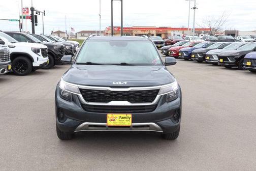 2022 Kia Seltos EX
