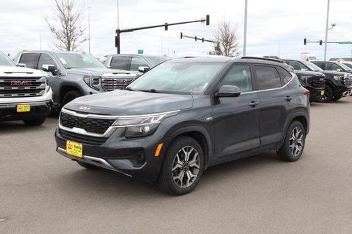 2022 Kia Seltos EX