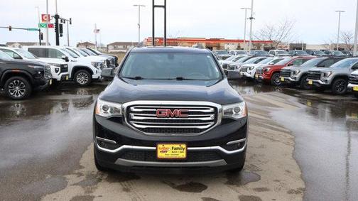 2017 GMC Acadia SLE-2