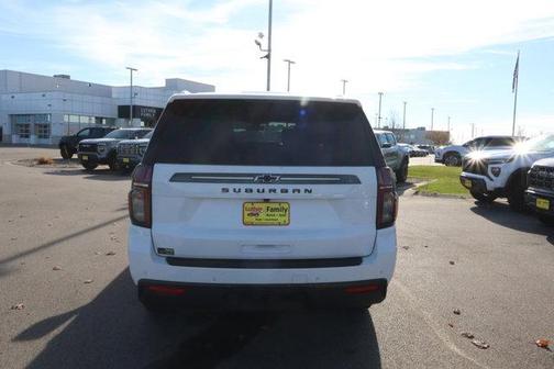 2021 Chevrolet Suburban 4WD Z71