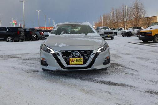 2020 Nissan Altima 2.5 SV