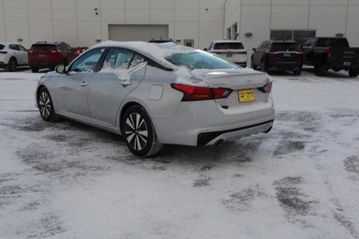 2020 Nissan Altima 2.5 SV