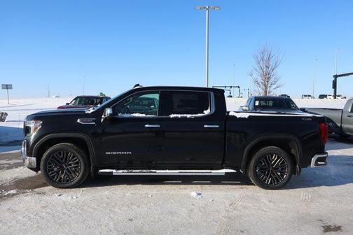 2022 GMC Sierra 1500 SLT