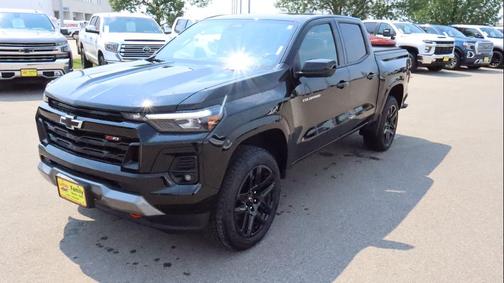 Black 2025 Chevrolet Colorado Z71