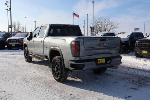 2024 GMC Sierra 2500 AT4