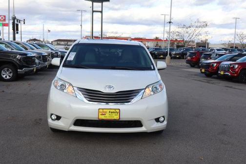 2017 Toyota Sienna XLE Premium