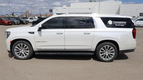 White Frost Tricoat 2024 GMC Yukon XL Denali