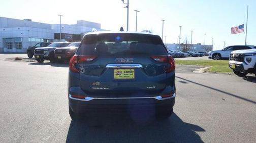 2021 GMC Terrain SLT