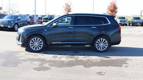 2022 Cadillac XT6 Premium Luxury AWD