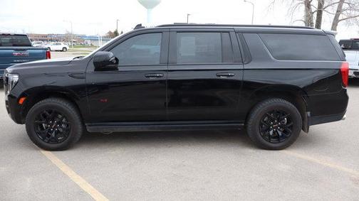 Onyx Black 2022 GMC Yukon XL 4WD AT4