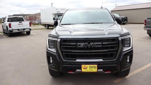 Onyx Black 2022 GMC Yukon XL 4WD AT4
