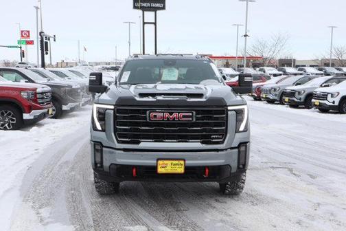 2024 GMC Sierra 2500 AT4