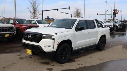 2023 Nissan Frontier SV