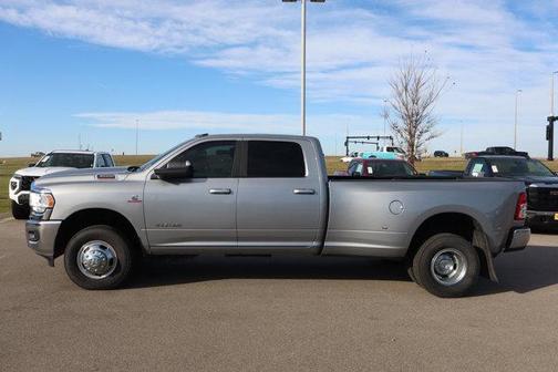 2021 RAM 3500 Lone Star Crew Cab 4x4 8' Box