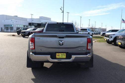 2021 RAM 3500 Lone Star Crew Cab 4x4 8' Box