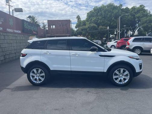 White 2019 Land Rover Range Rover Evoque SE Premium AWD 4dr SUV