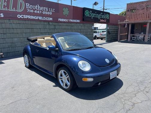 Blue 2005 Volkswagen New Beetle GLS 1.8T