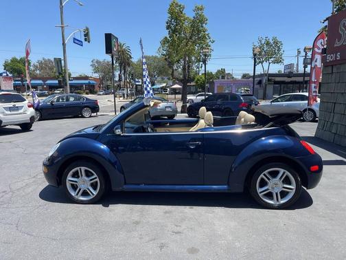 Blue 2005 Volkswagen New Beetle GLS 1.8T