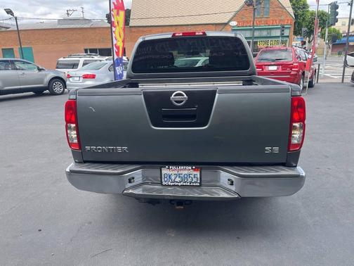 Storm Gray 2007 Nissan Frontier SE Crew Cab