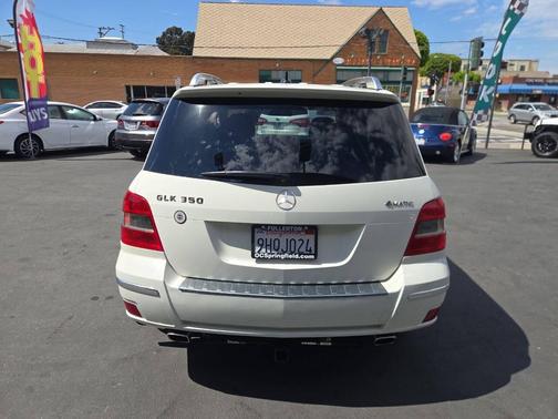 White 2010 Mercedes-Benz GLK-Class GLK 350 4MATIC