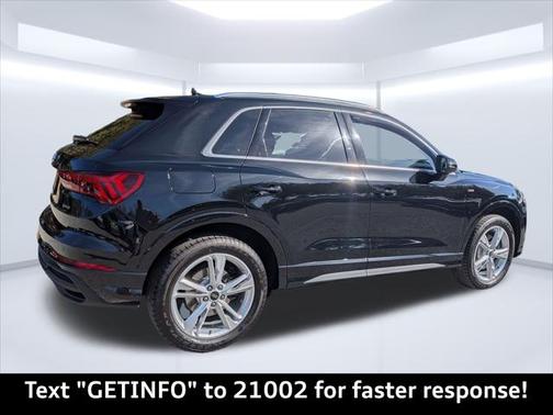 2024 Audi Q3 Premium 45 TFSI S line quattro Tiptronic