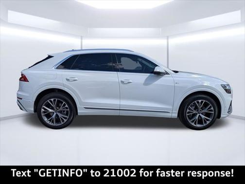 2023 Audi Q8 Premium Plus 55 TFSI quattro Tiptronic