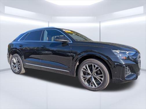 2024 Audi Q8 Premium Plus 55 TFSI quattro