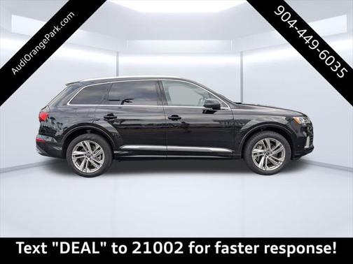 2022 Audi Q7 Premium 45 TFSI quattro Tiptronic