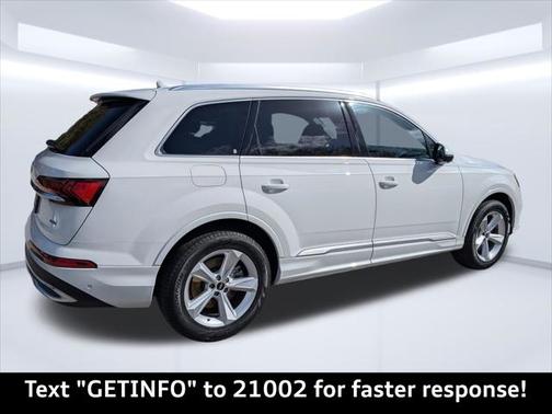 2024 Audi Q7 Premium Plus 45 TFSI quattro Tiptronic