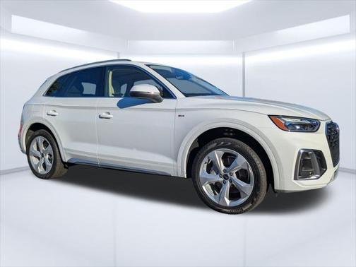2025 Audi Q5 Premium Plus 45 TFSI S line quattro S tronic