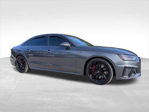 2023 Audi A4 Premium Plus 45 TFSI S line quattro S tronic