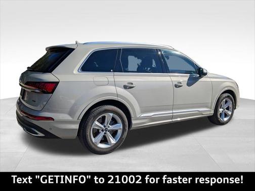 2024 Audi Q7 Premium Plus 45 TFSI quattro Tiptronic