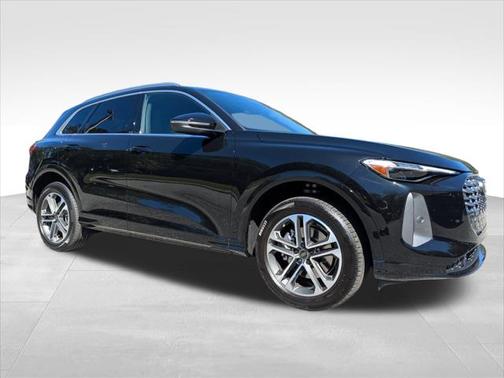 2025 Audi Q5 Premium Plus TFSI quattro S tronic