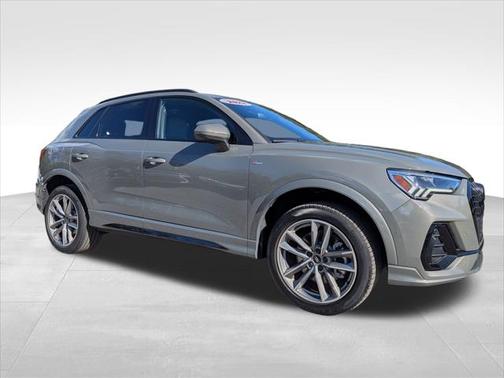 2023 Audi Q3 Premium Plus 45 TFSI S line quattro Tiptronic