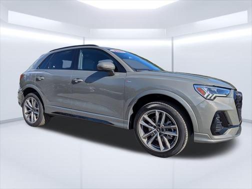 2023 Audi Q3 Premium Plus 45 TFSI S line quattro Tiptronic