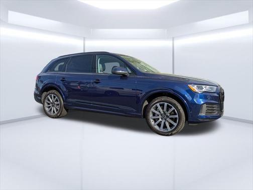 2022 Audi Q7 Premium Plus 45 TFSI quattro Tiptronic