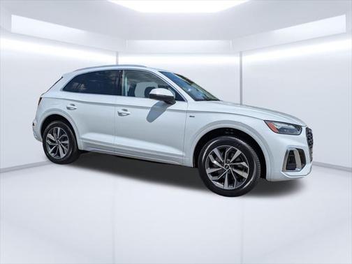 2024 Audi Q5 Premium 45 TFSI S line quattro