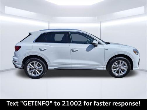 2024 Audi Q3 Premium 45 TFSI S line quattro Tiptronic