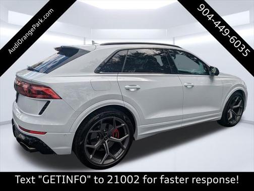 2025 Audi RS Q8 quattro Tiptronic