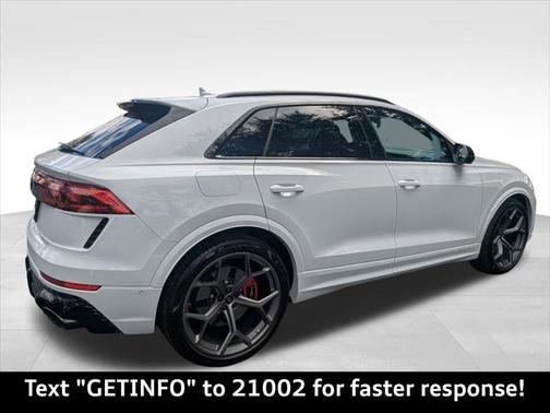 2025 Audi RS Q8 quattro Tiptronic