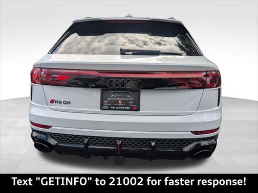 2025 Audi RS Q8 quattro Tiptronic