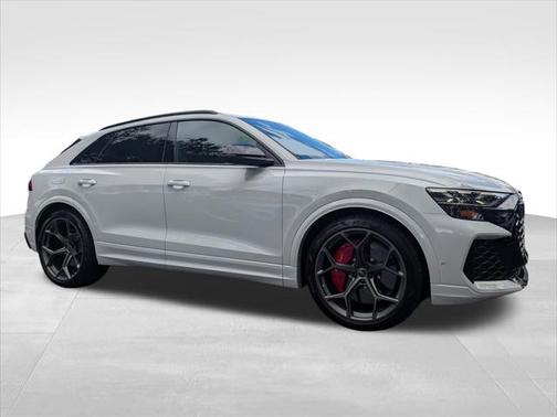 2025 Audi RS Q8 quattro Tiptronic
