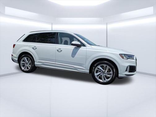 2023 Audi Q7 Premium Plus 55 TFSI quattro Tiptronic