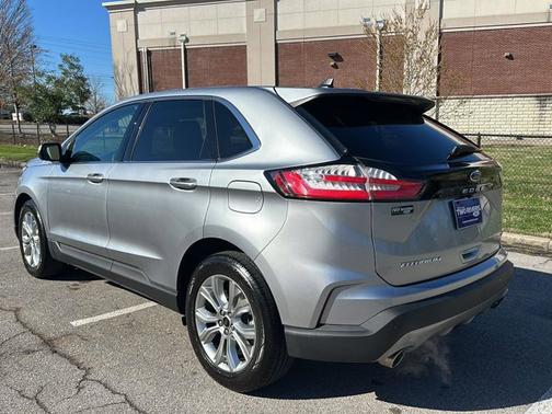 Iconic Silver Metallic 2024 Ford Edge Titanium