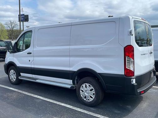 Oxford White 2024 Ford Transit-250