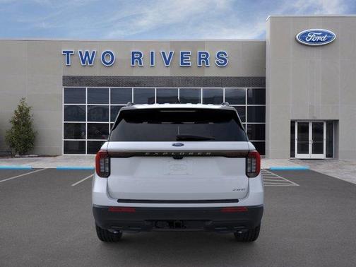 Space White Metallic 2026 Ford Explorer Active