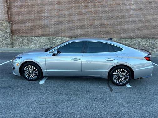2023 Hyundai SONATA Hybrid SEL