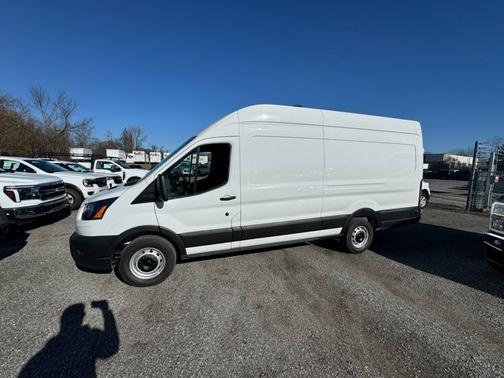 2026 Ford Transit-250 