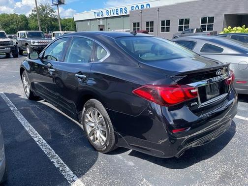 2015 INFINITI Q70 3.7